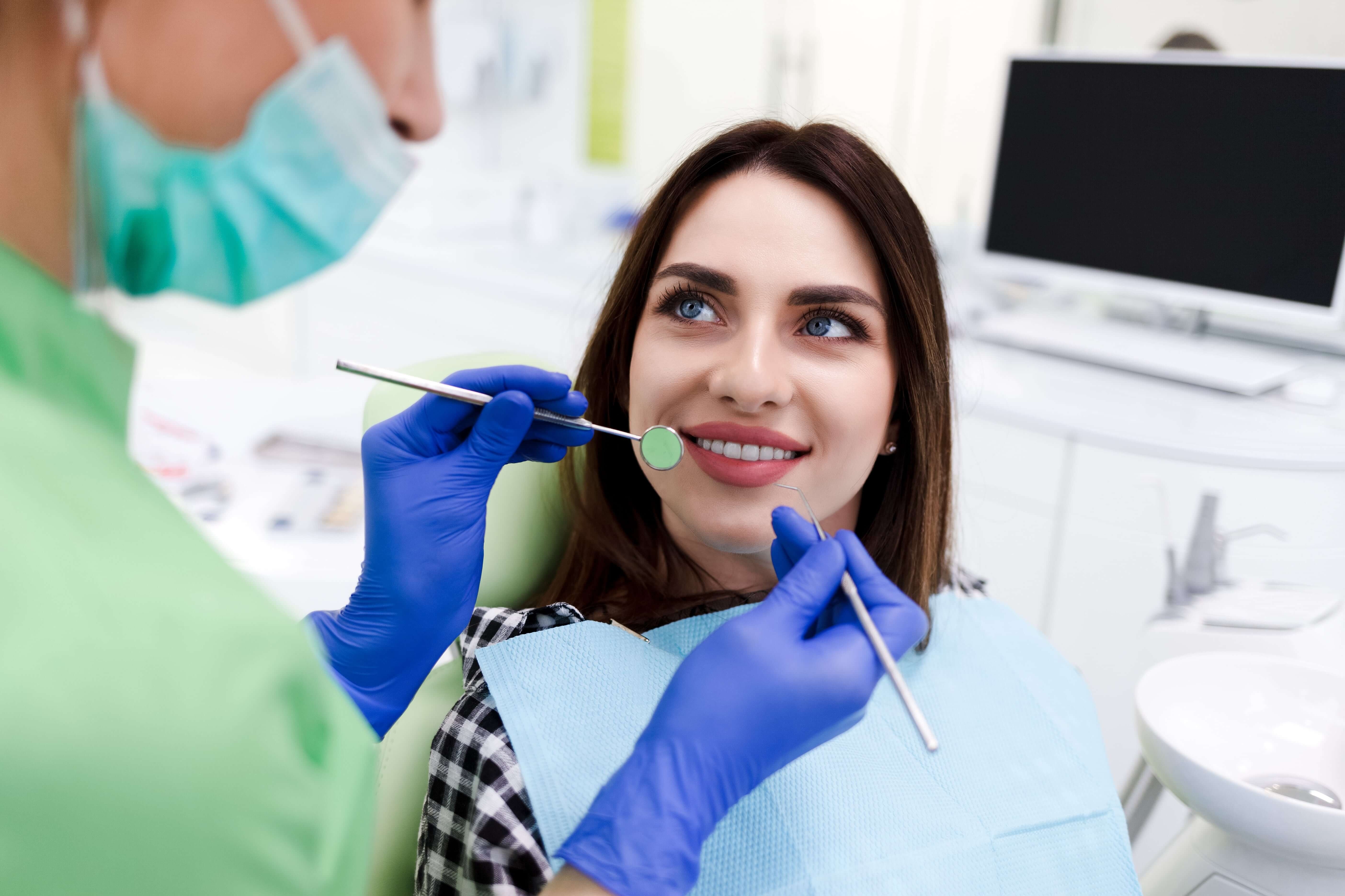 Woman visiting the dentist