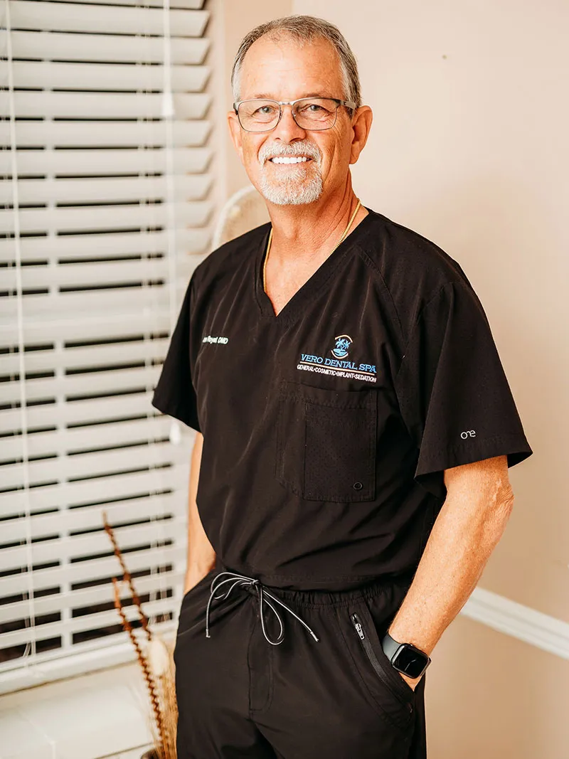 Dr. Jonothan Royal, DMD, DIDIA